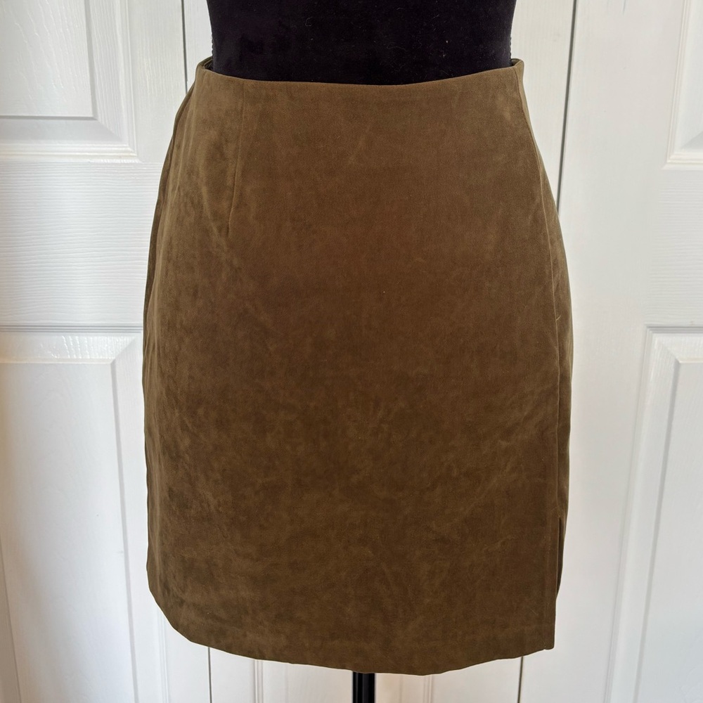 String Bean Dark Green Faux Suede Mini Skirt Size 11Jr